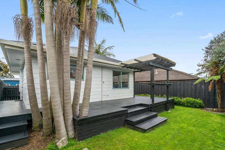 4/3 Ganges Avenue Mangere East_9