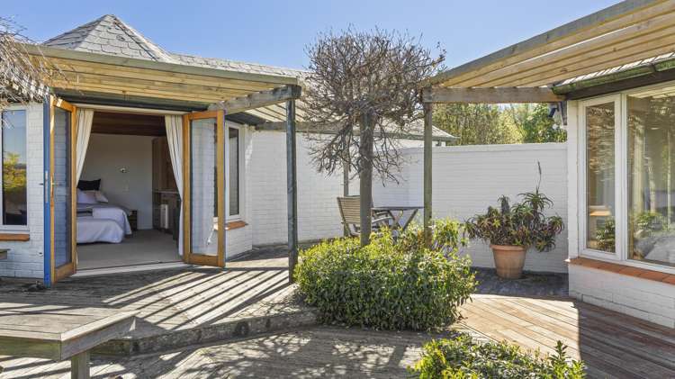 26 and 28 Napier Road Hilltop_39