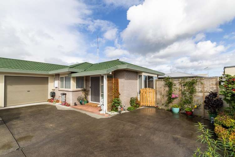 3/2 Anzac Avenue Onekawa_13