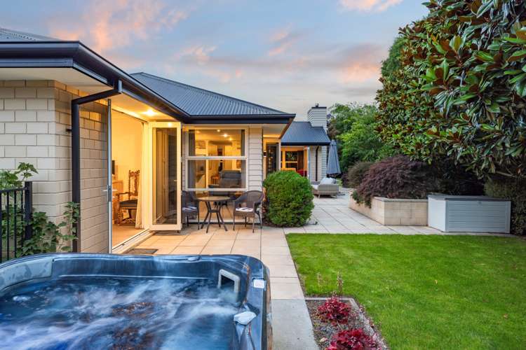 11 Breton Close Northwood_8