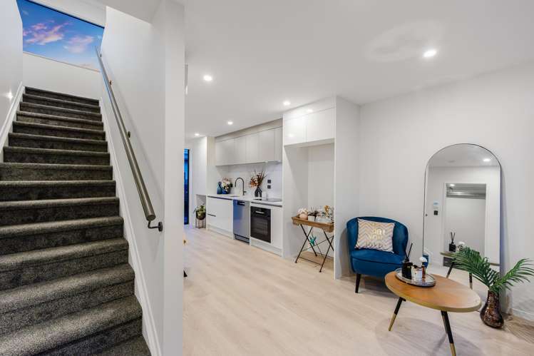 25D Oteha Valley Road Northcross_9