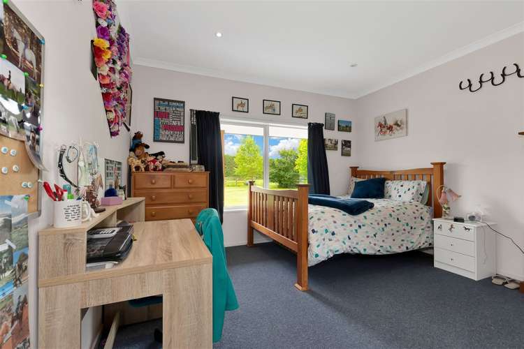 2162 North Eyre Road West Eyreton_19