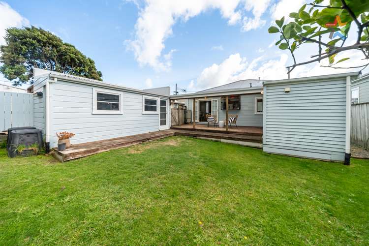 24 Tory Street Petone_17