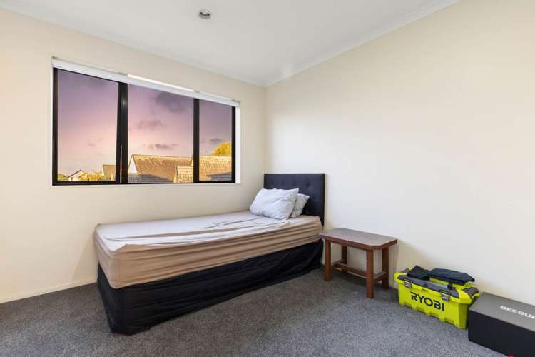 21 Asics Drive Favona_9