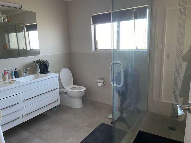 2 Crispe Road Clarks Beach_4