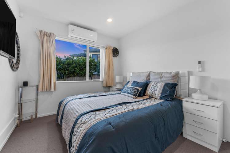 31 Amaretto Avenue Flat Bush_13