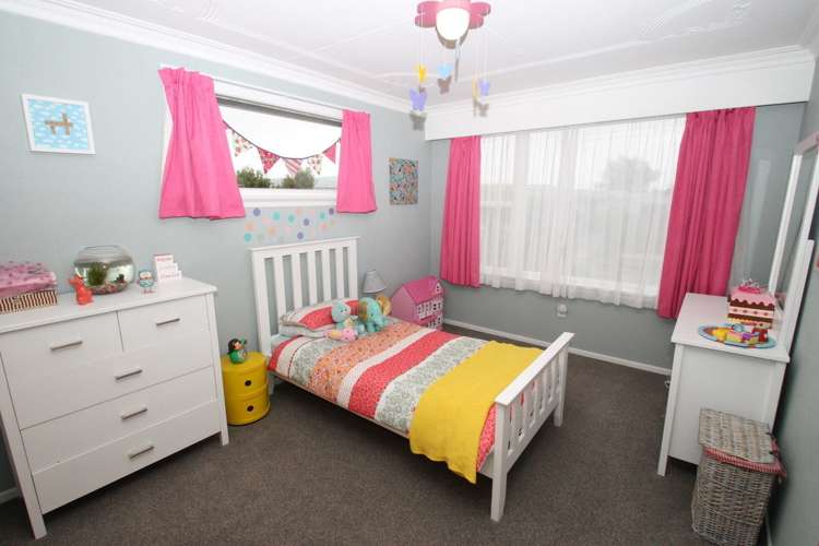 12 Esk Place Mosgiel_11