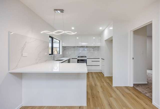 14b Friesian Drive Mangere_4