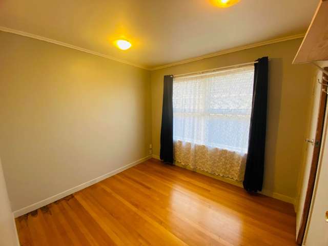 9 Malcolm Place Mangere East_3