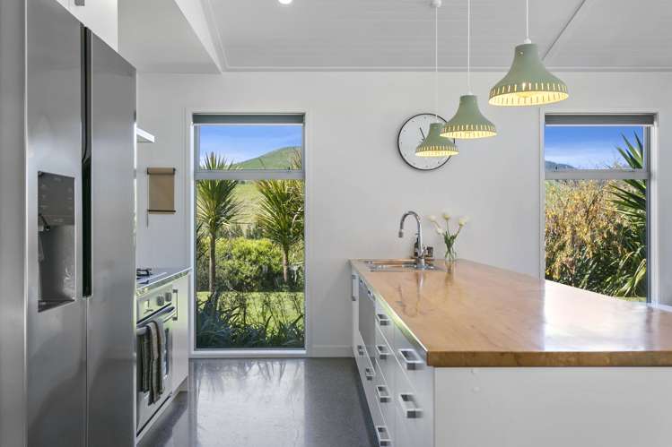 550 Whangamata Road Kinloch_6