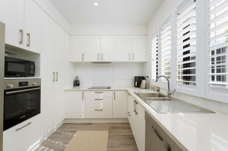 9/60 Kelman Road Kelston_11