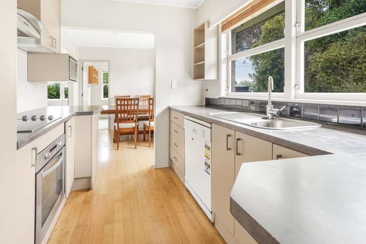 127 Silverdale Road Silverdale_6