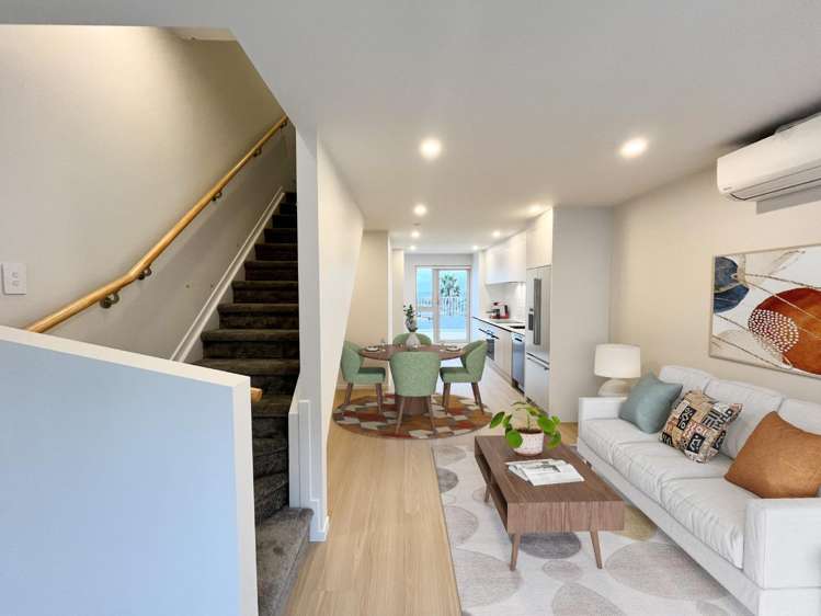17/9 Aeroview Drive 1603_1