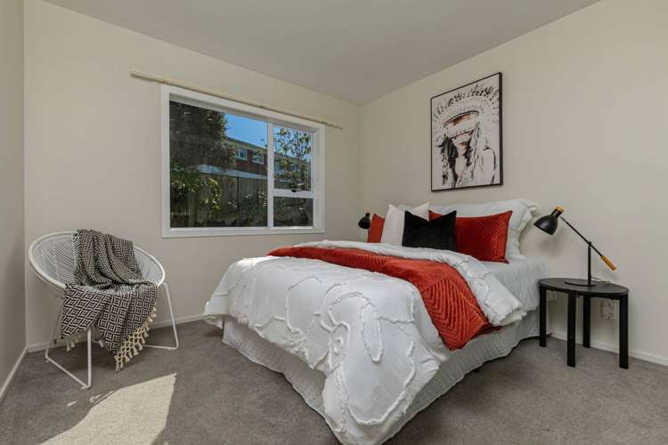 2/28 East Coast Road Milford_36