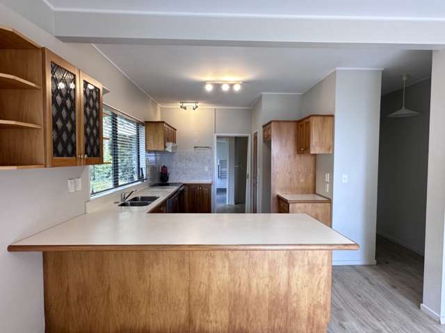 204A Mellons Bay Road 10688_3