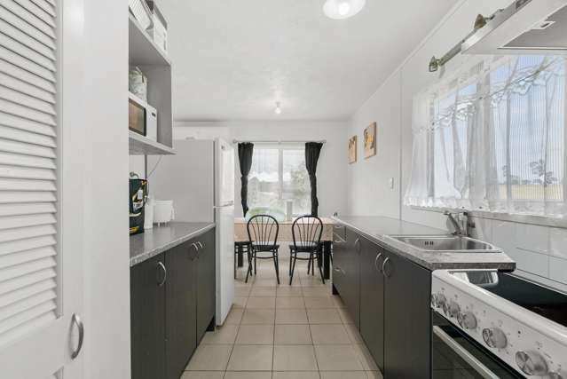 1/12 Tamworth Close Manurewa_4