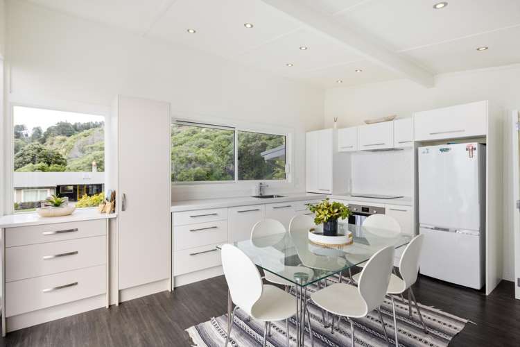 16 Cathedral Road Gore Bay_9