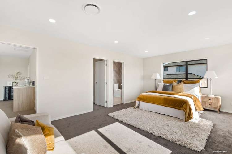 6 Cooladawson Drive Flat Bush_13