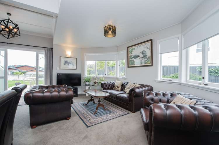 55 Lake Crescent Hamilton Lake_8