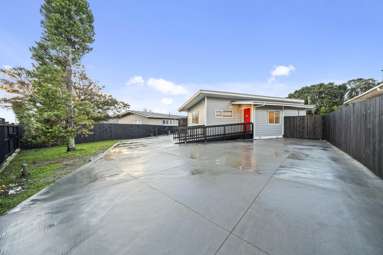 40 Lawrence Crescent_3