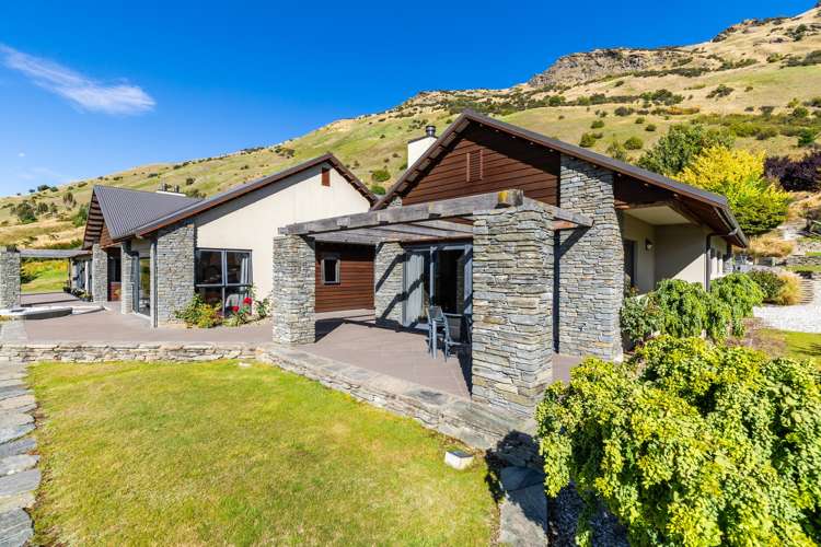 56 Hayes View Lane Dalefield/Wakatipu Basin_0