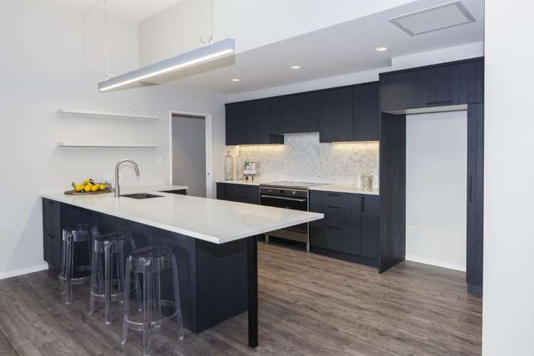 5 Picadilly Avenue Casebrook_6