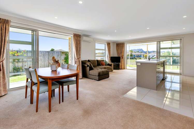 12 Sando Way One Tree Point_6