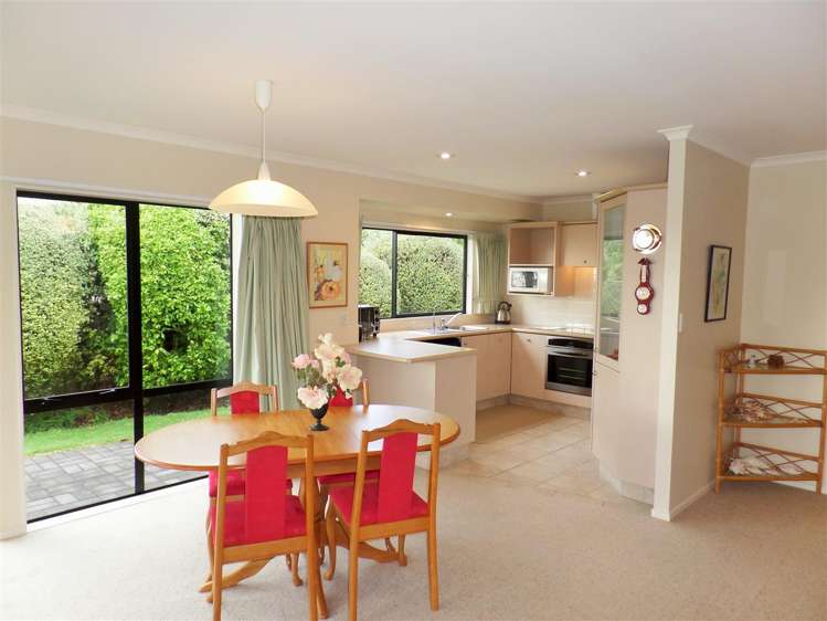 6 Hawk Place Welcome Bay_5