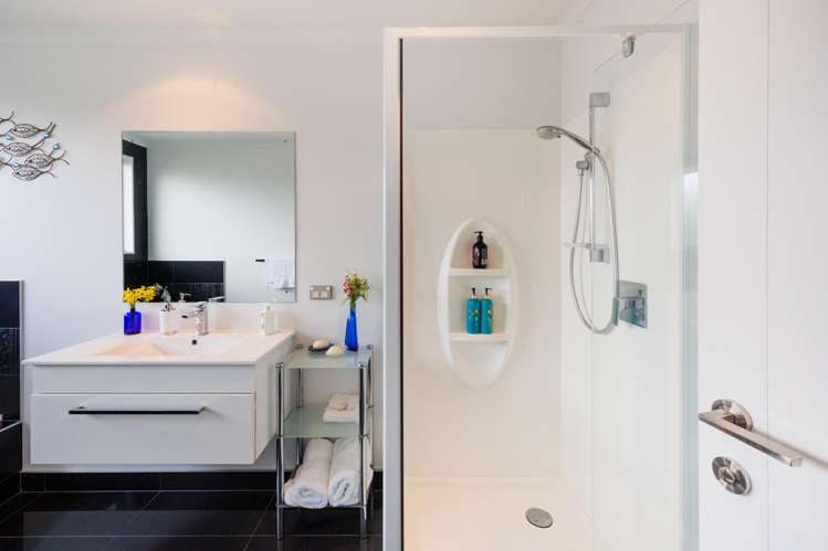 59 Liberty Grove Kelvin Grove_16