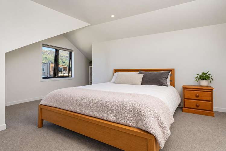 53 Avalon Station Drive Wanaka_11