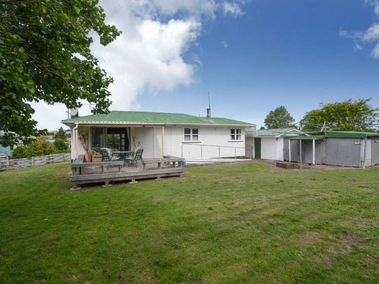 5 Albert Street Waipukurau and Surrounds_14