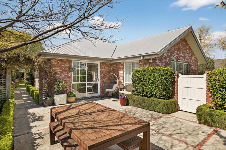 8 Avon Gate Russley_29