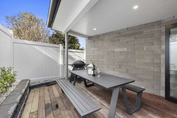 75a Glenmore Road Sunnyhills_9