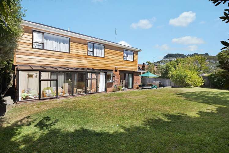 30 Thatcher Crescent Crofton Downs_21