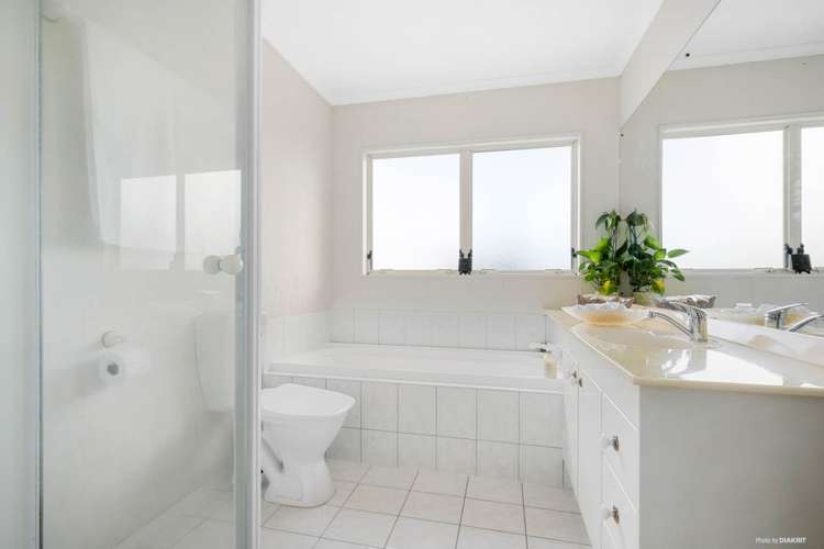 2/14 Casabella Court Northpark_10