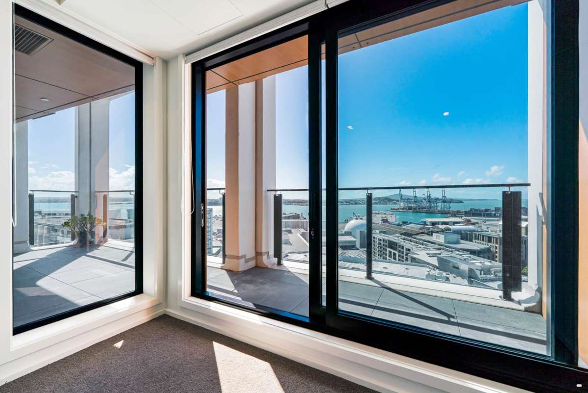 1502/70 Anzac Avenue_5