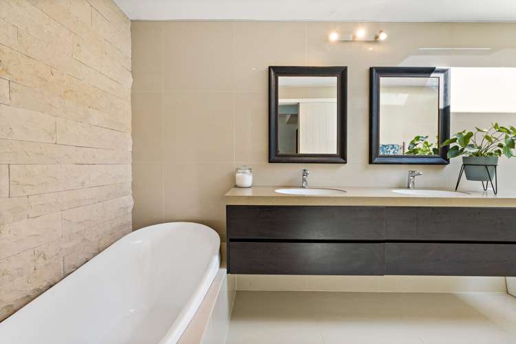 20 De Luen Avenue Tindalls Beach_14