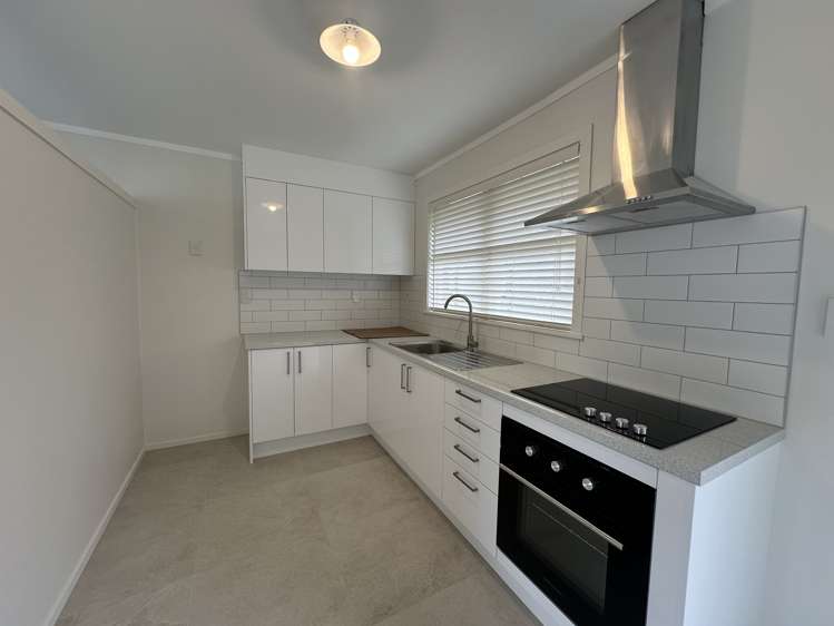 1/23 Blockhouse Bay Road Avondale_5