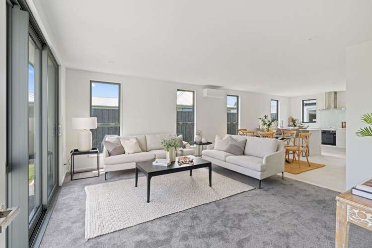 9 Inch Crescent Rangiora_9