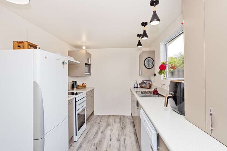 22 Hamlet Street Riverton_6