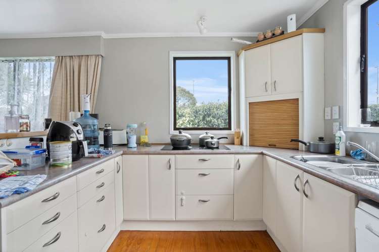 82 Rosella Road Mangere East_12