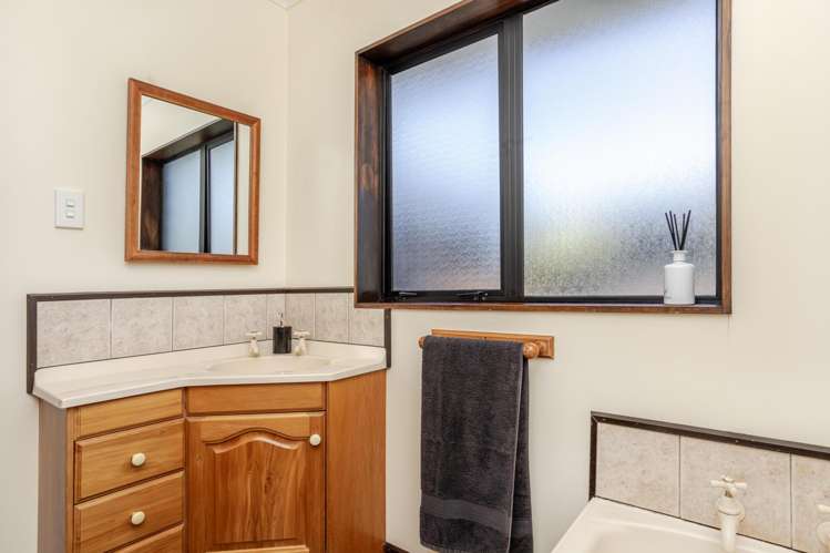 569 Laws Road Dannevirke_17