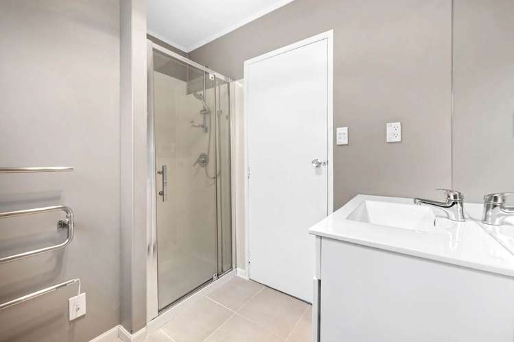 2 Le Havre Place Takanini_8