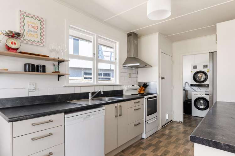 61 Owen Road Outer Kaiti_6