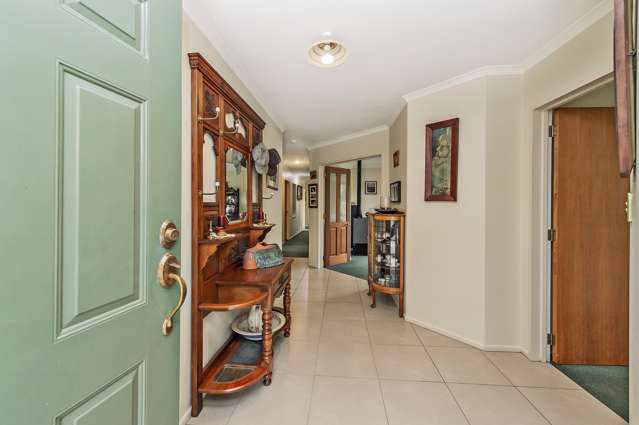 62 High Street Southbridge_4