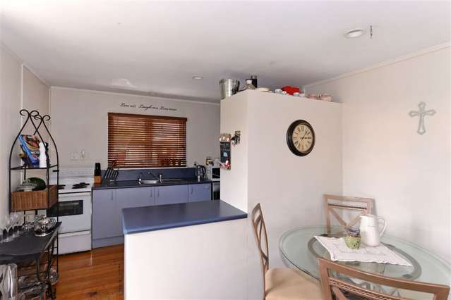 1/37 Polstead Road Stoke_4