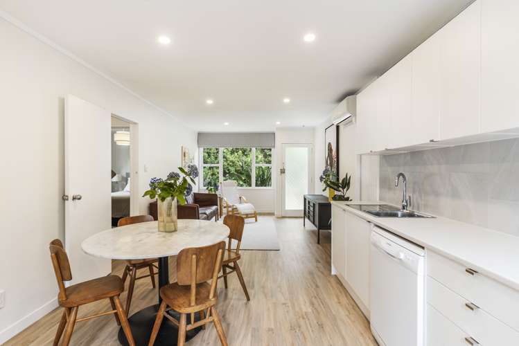 6/134 Edmonton Road Te Atatu South_8