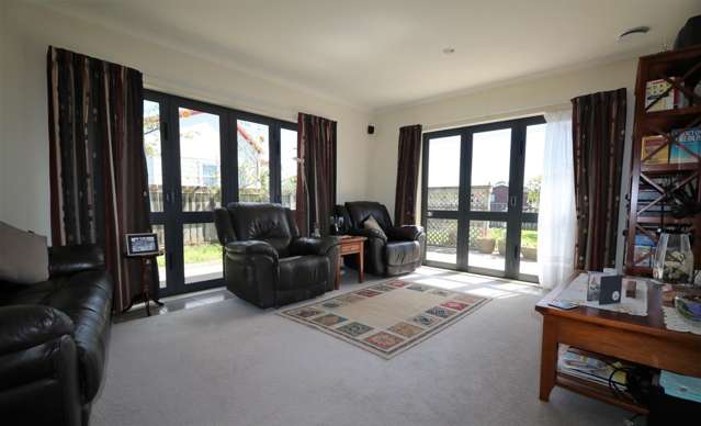 25 Charles Street Carterton_3