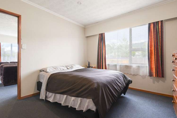 2B Darroch Street Fairy Springs_5