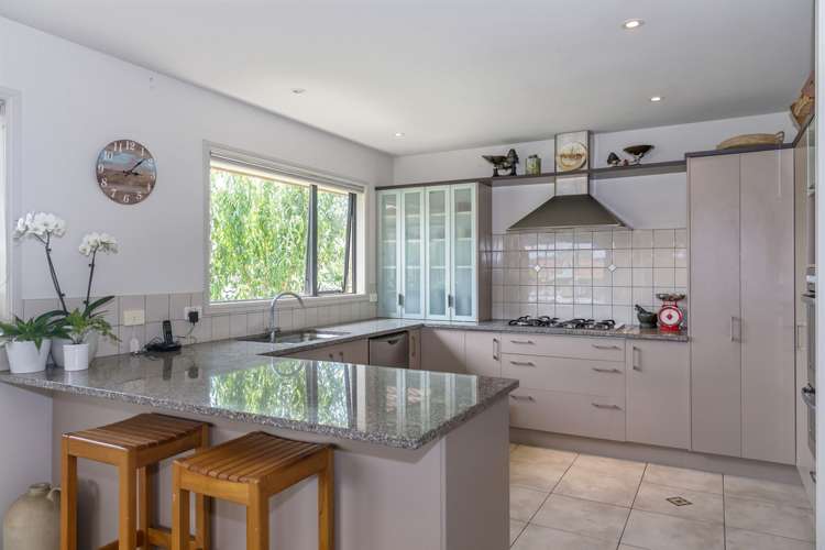 127 Alec Craig Way Gulf Harbour_5